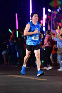 BIB: 43312, 200
                            <button type="button" onclick="openModal(20616784)" class="btn btn-primary btn-sm float-right btn-popup" data-toggle="modal" data-target=".modal-high-quality">
                        <i class="fas fa-shopping-cart"></i> Add to Cart
                    </button>
                                            <button type="button" onclick="isThisMe(20616784, true)" class="btn btn-success btn-sm float-right btn-popup btn-isme hidden" data-toggle="tooltip" data-placement="bottom" title="นี่คือรูปของคุณใช่ไหม คลิกที่นี่เพื่อเอาเข้าอัลบั้ม">
                        <i class="fas fa-plus"></i> Add to album
                    </button>
                    <button type="button" onclick="isThisMe(20616784, false)" class="btn btn-warning btn-sm float-right btn-popup btn-isnotme hidden">
                        <i class="fas fa-ban"></i> Remove from album
                    </button>
